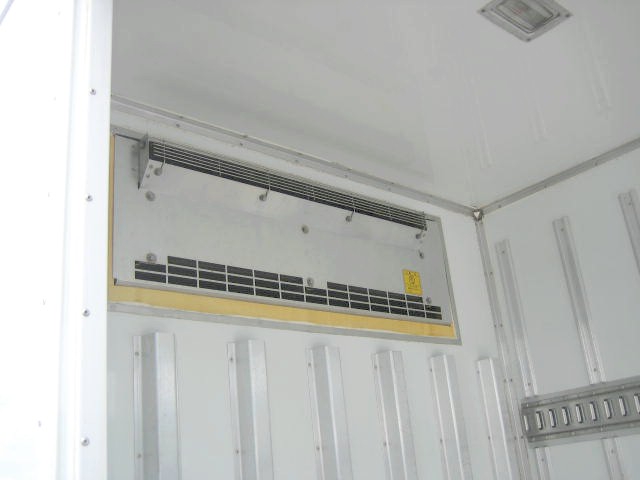三菱ふそう キャンター 小型 冷凍冷蔵バン PDG-FE74DV(95971) 11枚目