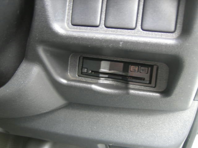 トヨタ ハイエース 小型 冷凍冷蔵バン QDF-KDH201V(95973) 18枚目