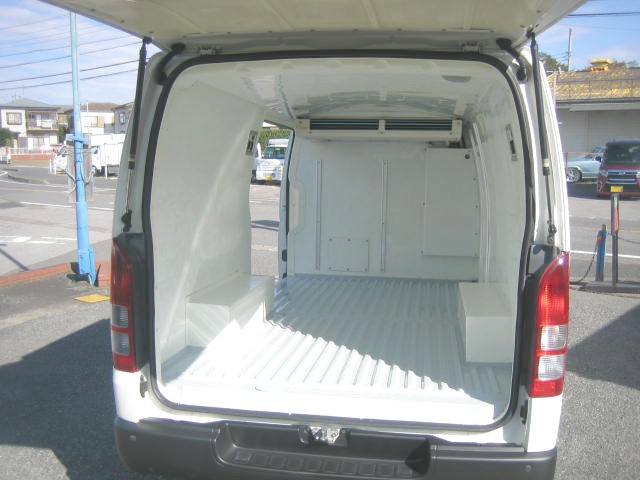 トヨタ ハイエース 小型 冷凍冷蔵バン QDF-KDFH201V(95975) 14枚目