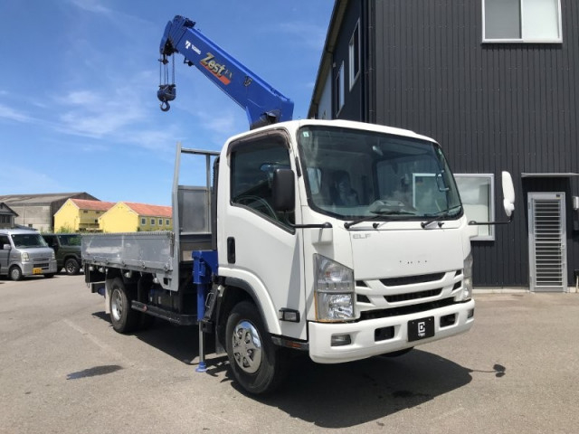 いすゞ エルフ 小型 平ボディ（クレーン付） 2RG-NPR88YN(109942) 2枚目
