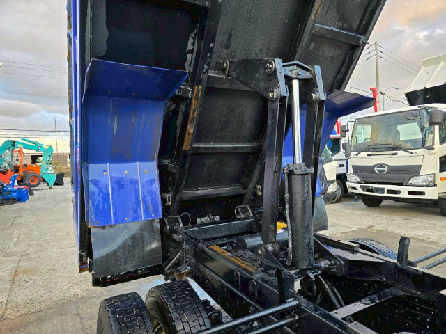 日野 レンジャー 中型 土砂ダンプ 2PG-FRR90S1(96037) 16枚目