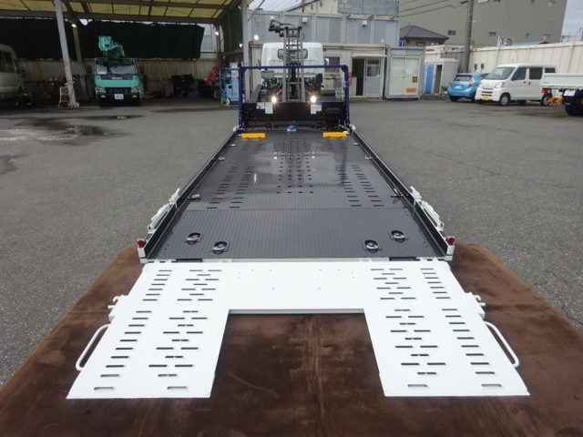 三菱ふそう キャンター 小型 車載専用車 2PG-FEB80(96043) 8枚目