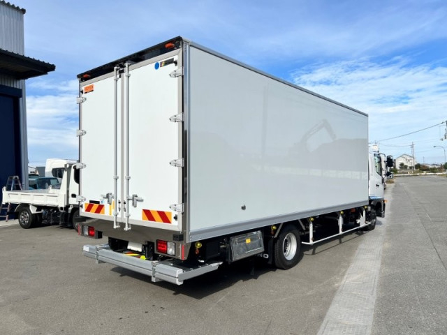 日野 レンジャー 中型 冷凍冷蔵バン 2KG-FD2ABG(96045) 4枚目