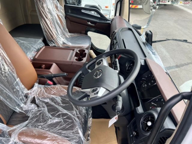 日野 レンジャー 中型 冷凍冷蔵バン 2KG-FD2ABG(96045) 6枚目