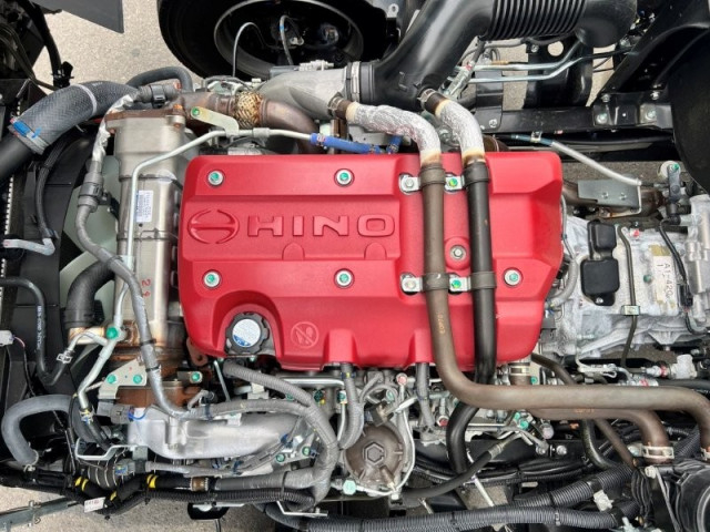 日野 レンジャー 中型 冷凍冷蔵バン 2KG-FD2ABG(96045) 17枚目