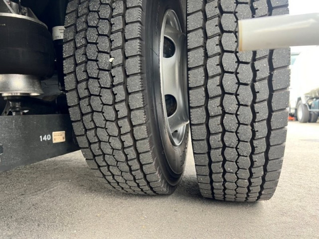 日野 レンジャー 中型 冷凍冷蔵バン 2KG-FD2ABG(96045) 21枚目