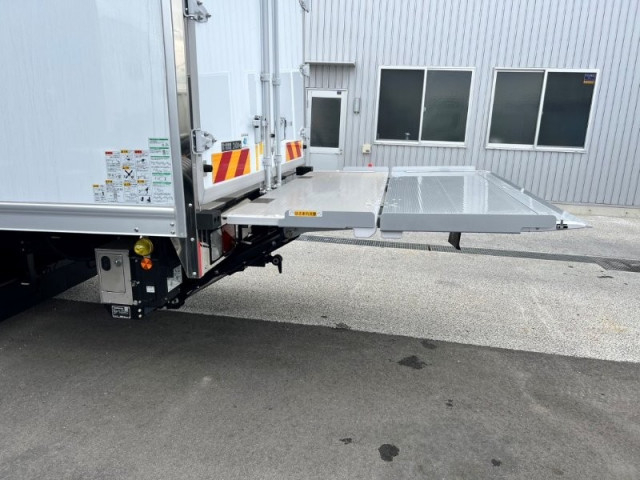 日野 レンジャー 中型 冷凍冷蔵バン 2KG-FD2ABG(96045) 35枚目