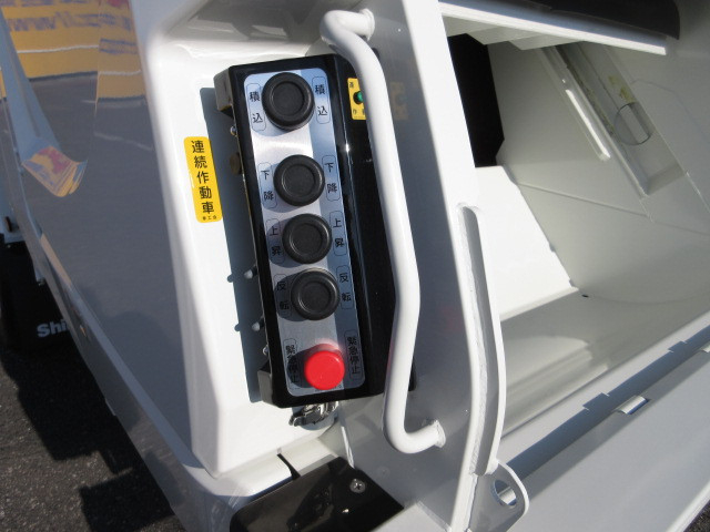 日野 レンジャー 中型 塵芥車（プレス式） 2PG-FD2ABA(96044) 45枚目