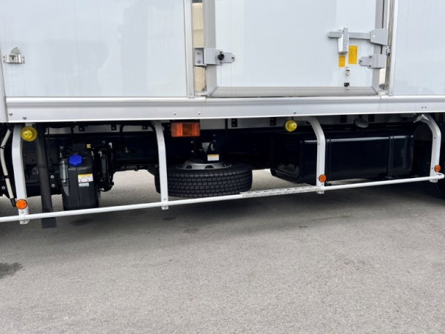 日野 レンジャー 中型 冷凍冷蔵バン 2KG-FD2ABG(96045) 48枚目