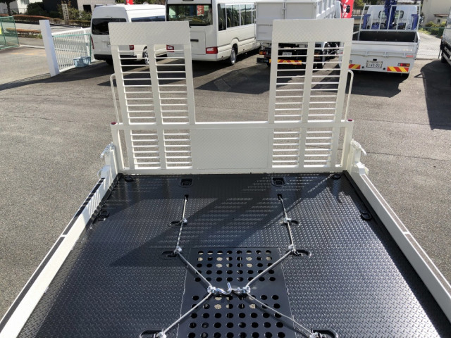 日野 デュトロ 小型 車載専用車 2KG-XZU722M(96047) 18枚目