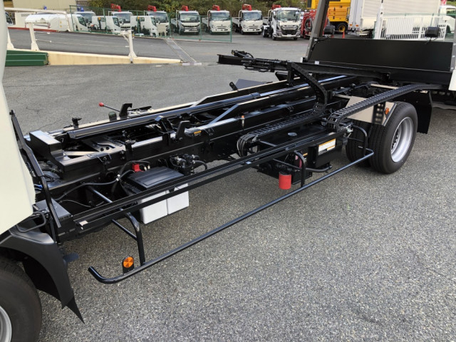 日野 デュトロ 小型 車載専用車 2KG-XZU722M(96047) 25枚目