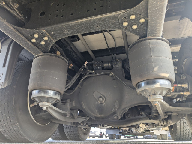 日野 プロフィア 大型 アルミウィング 2DG-FW1AHC(96046) 31枚目