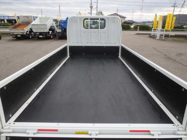 三菱ふそう キャンター 小型 平ボディ 2RG-FBA20(96049) 10枚目