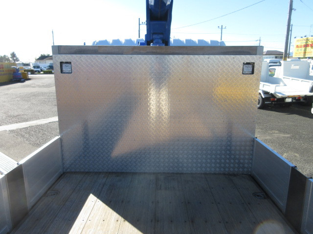 三菱ふそう スーパーグレート 大型 クレーン付き 2PG-FS70HZ(96052) 16枚目