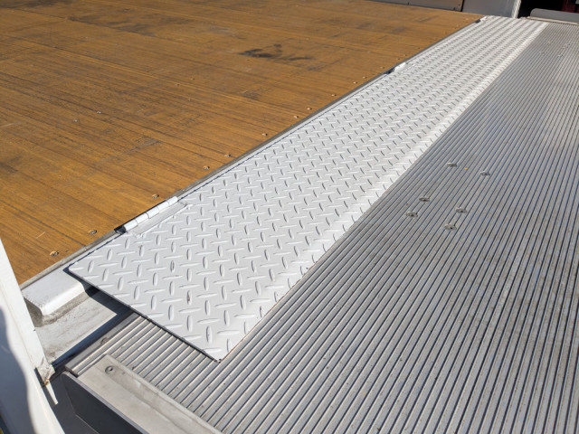 日野 レンジャー 中型 アルミウィング 2KG-FD2ABG(96054) 13枚目