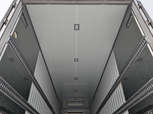 日野 プロフィア 大型 冷凍冷蔵バン 2DG-FW1AHG(96057) 13枚目