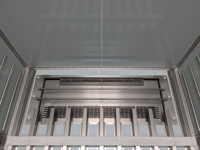 日野 プロフィア 大型 冷凍冷蔵バン 2DG-FW1AHG(96057) 15枚目