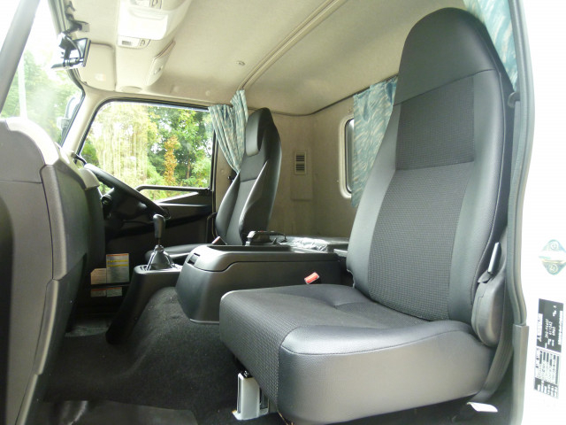 三菱ふそう ファイター 中型 - 2KG-FK65F(96056) 33枚目