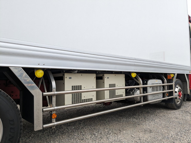 日野 プロフィア 大型 冷凍冷蔵バン 2DG-FW1AHG(96057) 35枚目