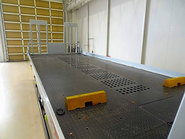 いすゞ エルフ 小型 車載専用車 2RG-NPR88AN(96059) 26枚目