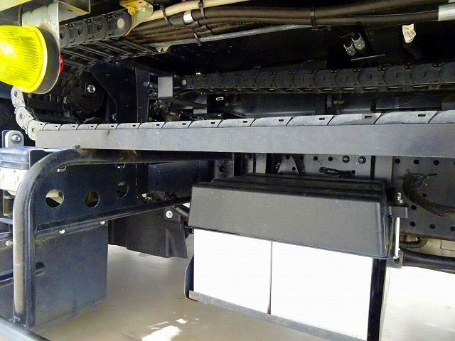 いすゞ エルフ 小型 車載専用車 2RG-NPR88AN(96059) 46枚目