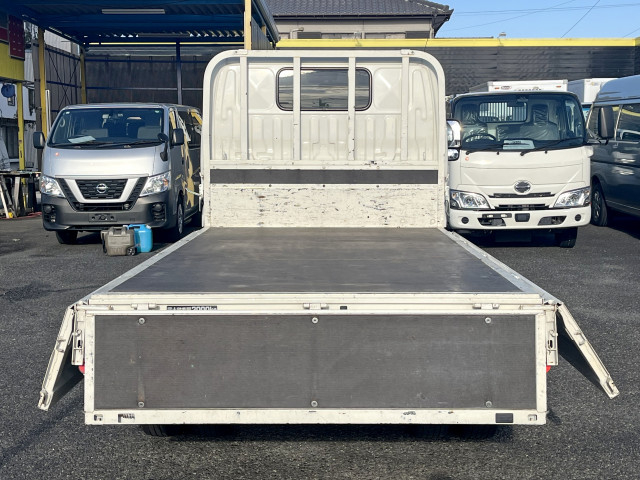 日野 デュトロ 小型 平ボディ 2RG-XZC605M(96061) 9枚目