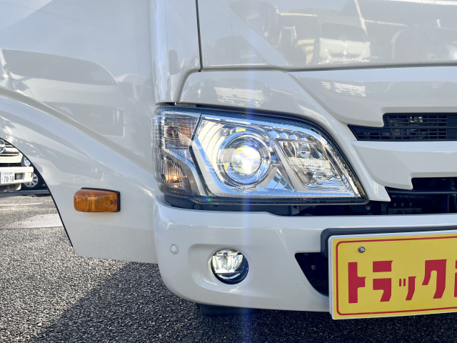 日野 デュトロ 小型 平ボディ 2RG-XZC605M(96061) 27枚目