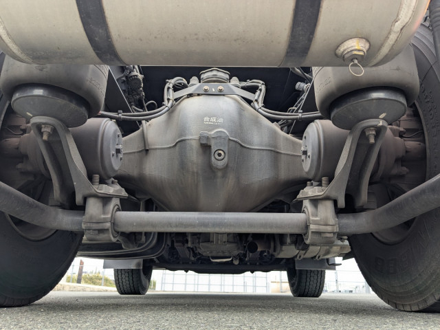 UDトラックス（日産） クオン 大型 トラクタ（シングル） 2RG-GK5DAB(96064) 12枚目