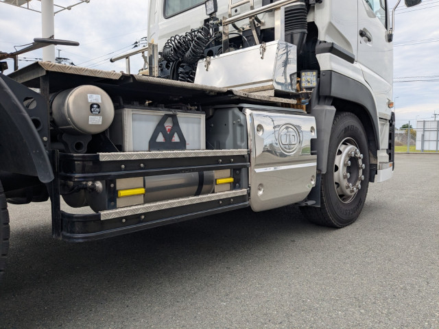 UDトラックス（日産） クオン 大型 トラクタ（シングル） 2RG-GK5DAB(96064) 13枚目