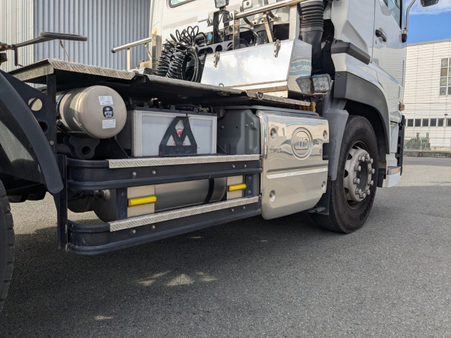 UDトラックス（日産） クオン 大型 トラクタ（シングル） 2RG-GK5DAB(96065) 13枚目