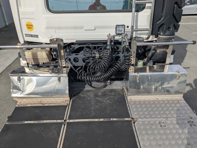UDトラックス（日産） クオン 大型 トラクタ（シングル） 2RG-GK5DAB(96065) 17枚目