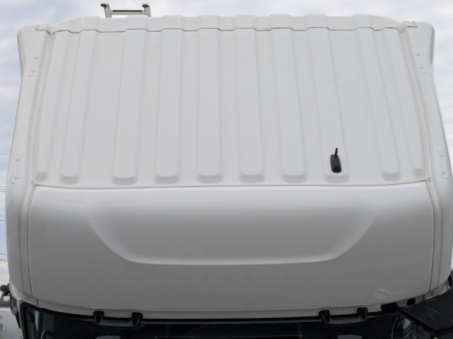 UDトラックス（日産） クオン 大型 トラクタ（シングル） 2RG-GK5DAB(96064) 33枚目