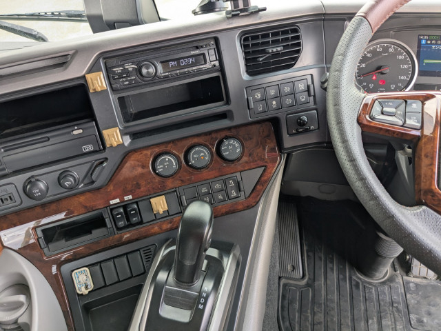 UDトラックス（日産） クオン 大型 トラクタ（シングル） 2RG-GK5DAB(96065) 23枚目