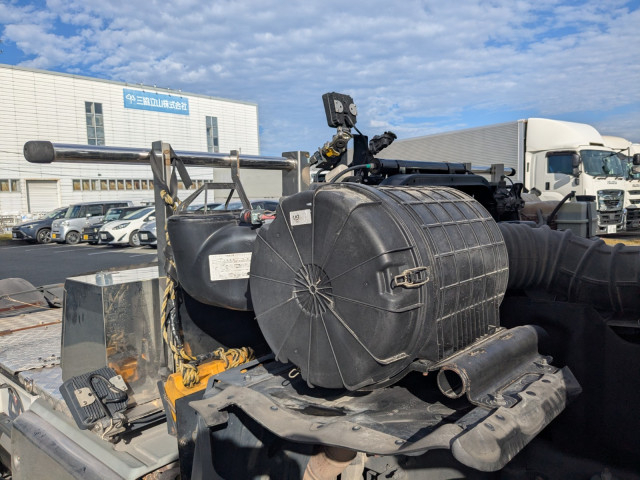 UDトラックス（日産） クオン 大型 トラクタ（シングル） 2RG-GK5DAB(96065) 31枚目