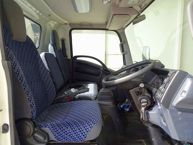 いすゞ エルフ 小型 車載専用車 2RG-NPR88AN(96068) 6枚目