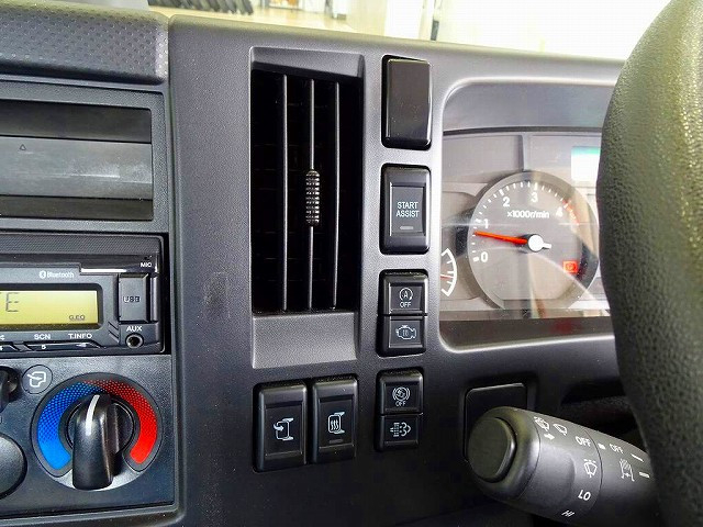 いすゞ エルフ 小型 車載専用車 2RG-NPR88AN(96068) 12枚目