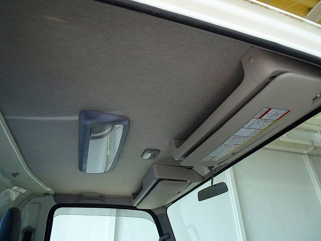 いすゞ エルフ 小型 車載専用車 2RG-NPR88AN(96068) 13枚目