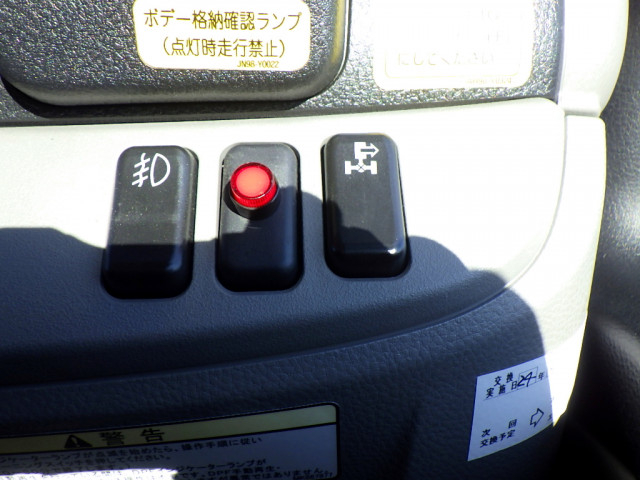 三菱ふそう キャンター 小型 車載専用車 2PG-FEB80(96070) 34枚目