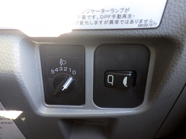 三菱ふそう キャンター 小型 車載専用車 2PG-FEB80(96070) 35枚目
