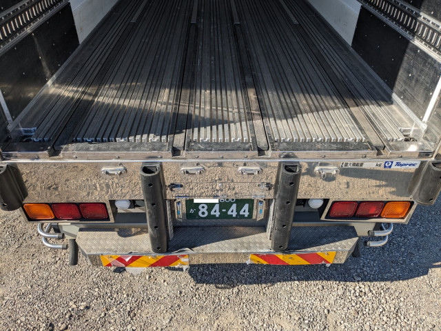 三菱ふそう スーパーグレート 大型 冷凍冷蔵バン 2PG-FU74HZ(96074) 10枚目