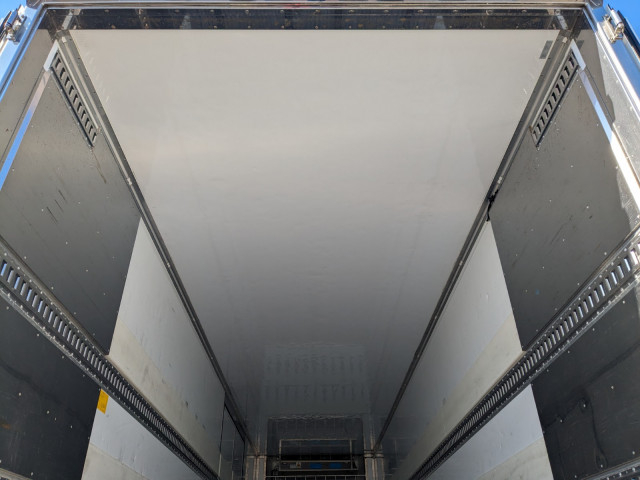 三菱ふそう スーパーグレート 大型 冷凍冷蔵バン 2PG-FU74HZ(96074) 13枚目