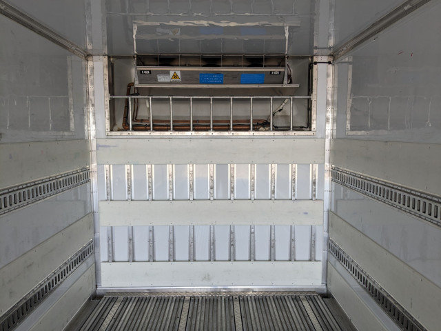 三菱ふそう スーパーグレート 大型 冷凍冷蔵バン 2PG-FU74HZ(96074) 16枚目