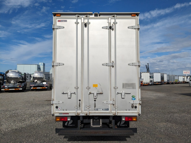 三菱ふそう キャンター 小型 アルミバン 2PG-FEAV0(96077) 6枚目