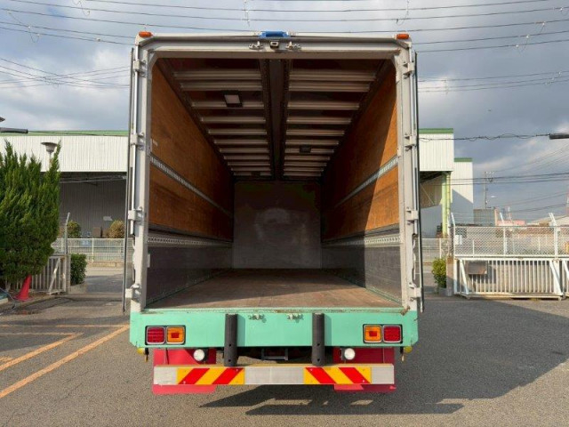 いすゞ フォワード 中型 アルミウィング 2RG-FRR90S2(96078) 9枚目