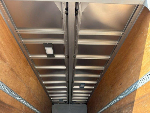 いすゞ フォワード 中型 アルミウィング 2RG-FRR90S2(96078) 11枚目