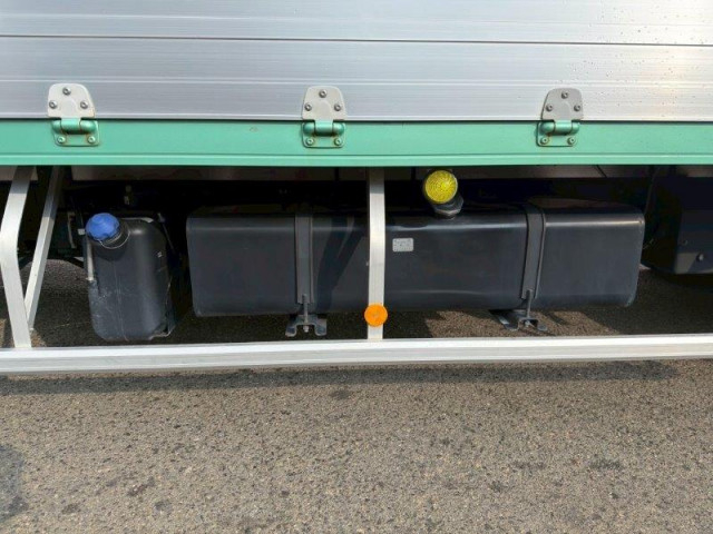 いすゞ フォワード 中型 アルミウィング 2RG-FRR90S2(96078) 17枚目