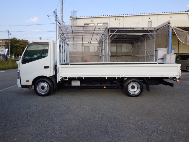 日野 デュトロ 小型 平ボディ 2RG-XZU710M(96079) 3枚目