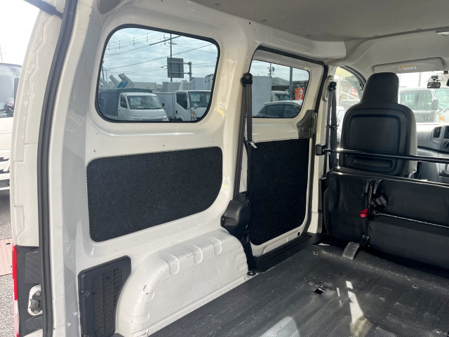 日産自動車 小型 アルミバン DBF-VM20(96080) 12枚目