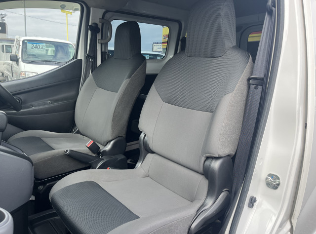 日産自動車 小型 アルミバン DBF-VM20(96080) 18枚目