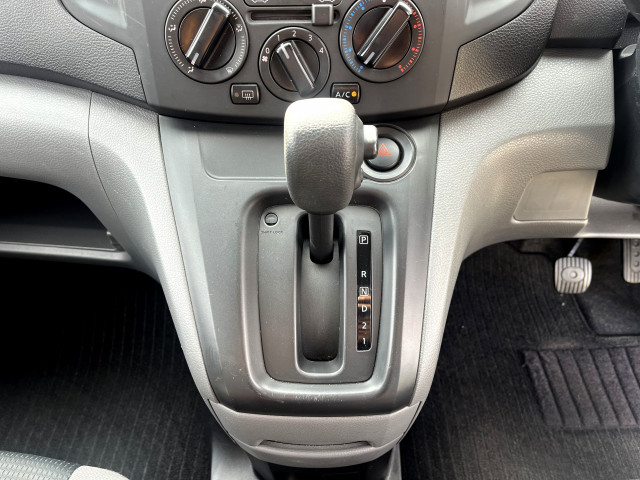 日産自動車 小型 アルミバン DBF-VM20(96080) 20枚目